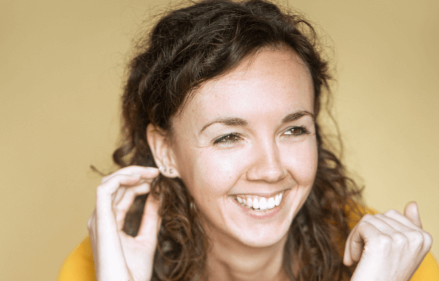 Anne van Damme liggend.png