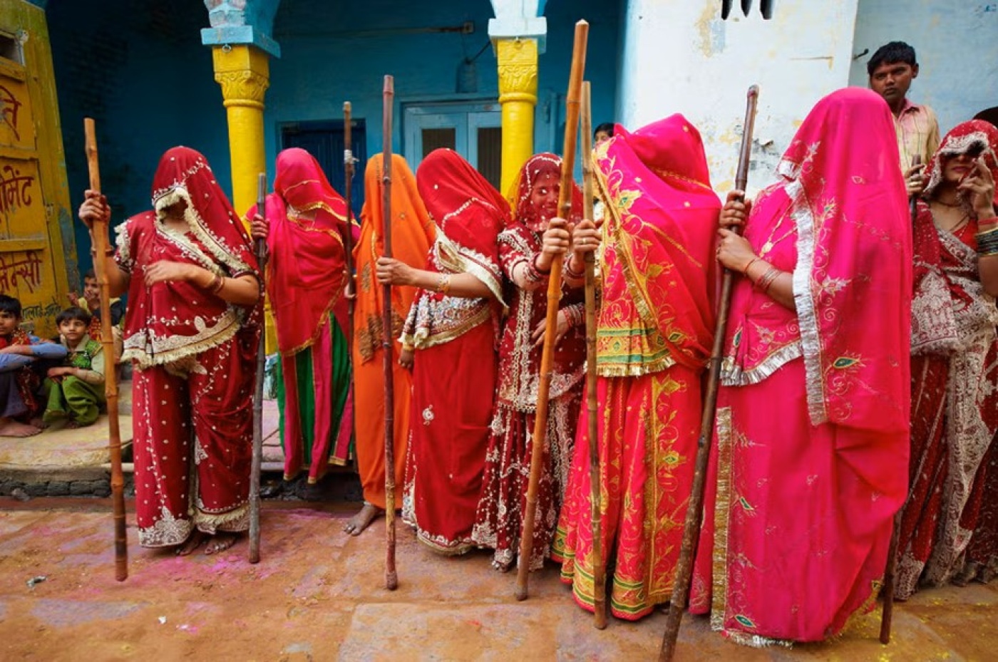 sari.jpg sari.jpg